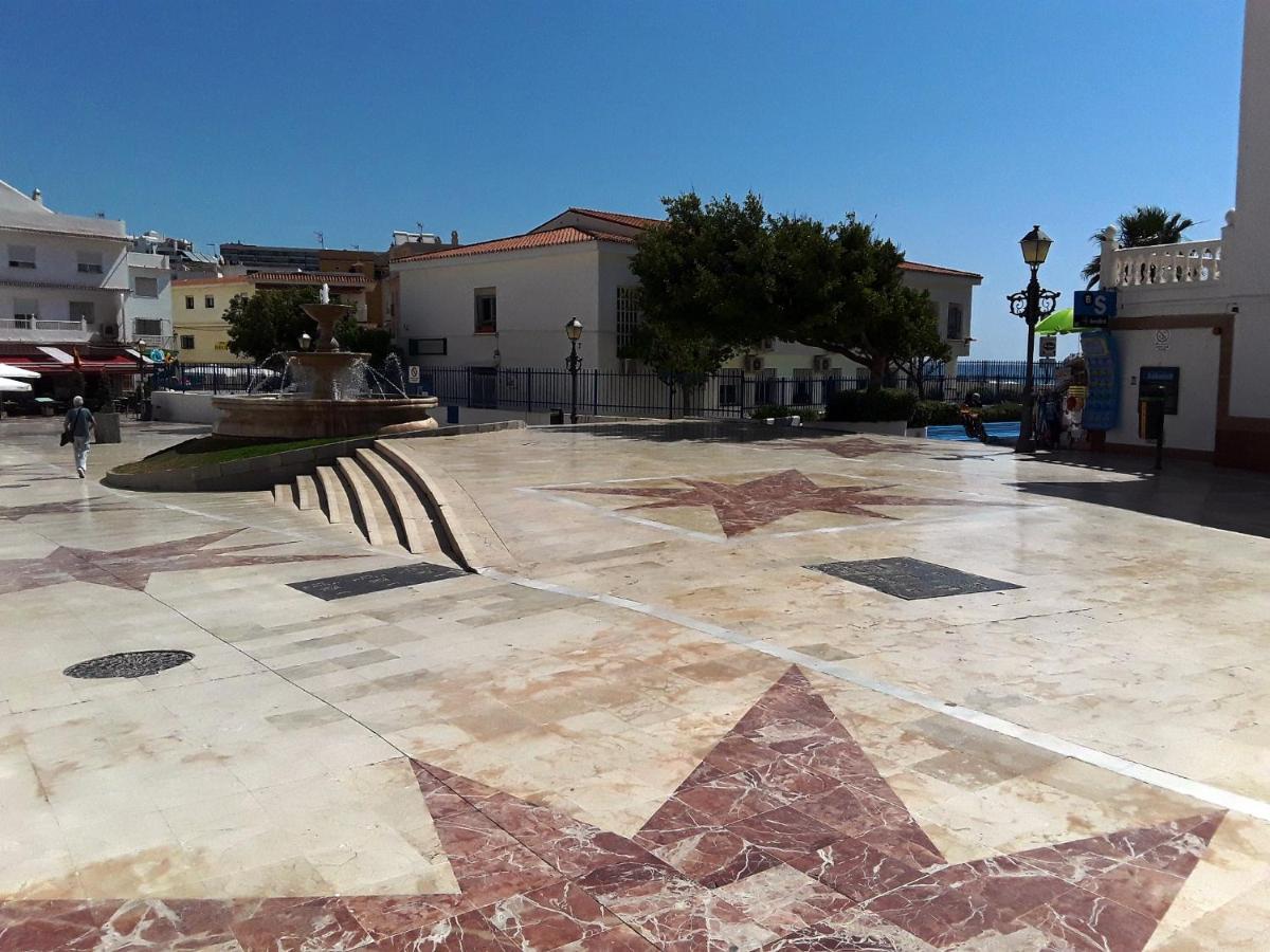 Apartamentos Vicenta Carihuela By Playa Miguel Torremolinos Bagian luar foto